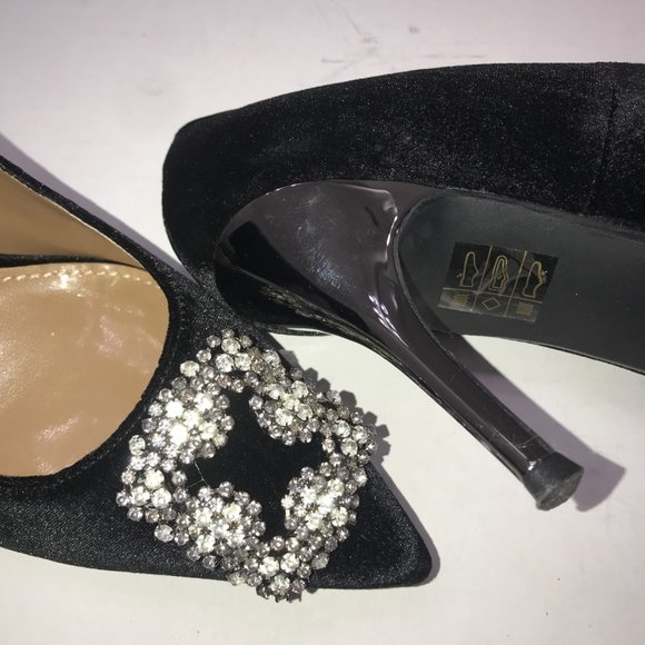 J. RENEE' BILBOA - HIGH POINTY TOE PUMP - Picture 7 of 7